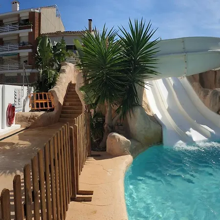 Fergus Club Pineda Splash Pineda De Mar