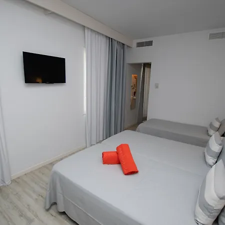 Fergus Club Pineda Splash 酒店 皮内达德马尔