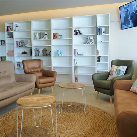 Fergus Club Pineda Splash