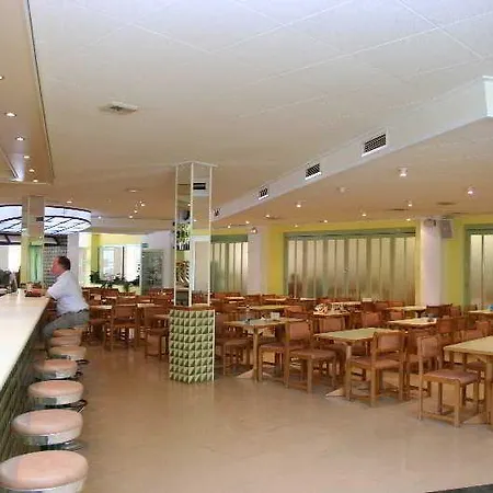 Fergus Club Pineda Splash 酒店 皮内达德马尔