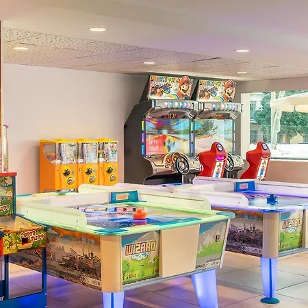 Fergus Club Pineda Splash 酒店 皮内达德马尔